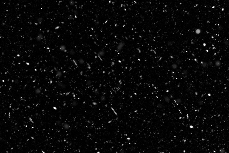 **古韵悠长：雪花飘舞与朦胧雪夜创意合成图片** 25_3.jpg